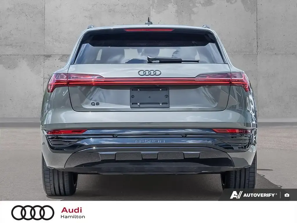 Audi Q8 E-Tron 2024 photo 5