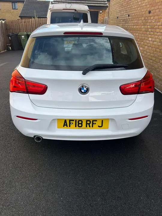 BMW 1 Series 2018 photo 3