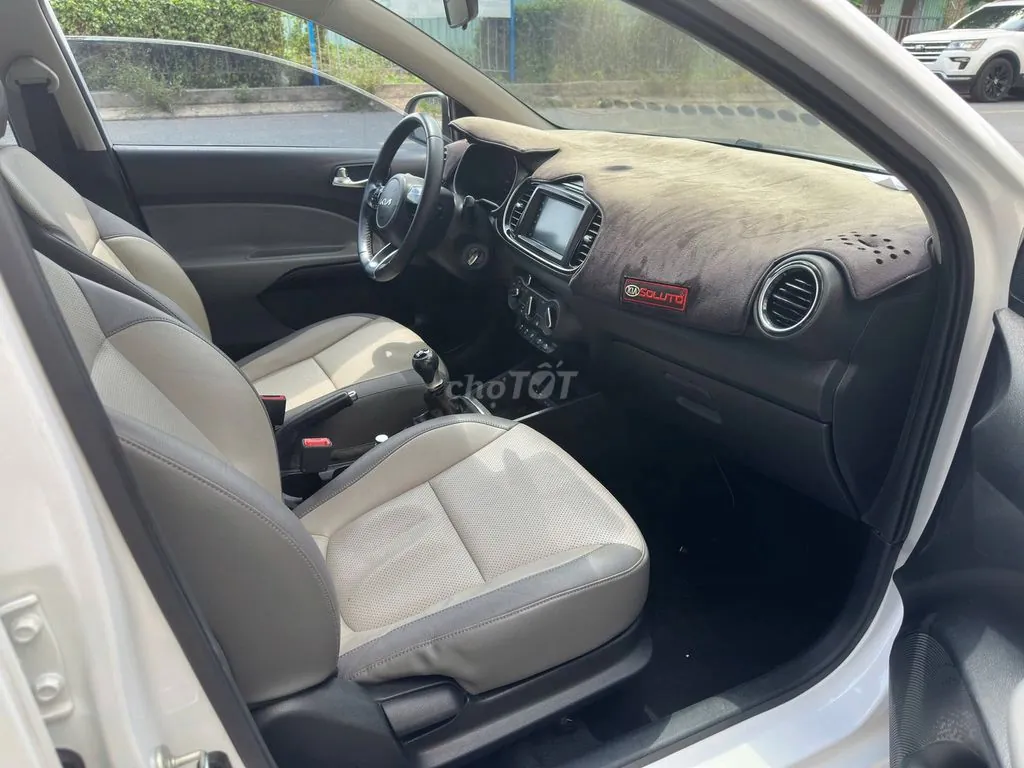 Kia Soluto 2023 photo 4