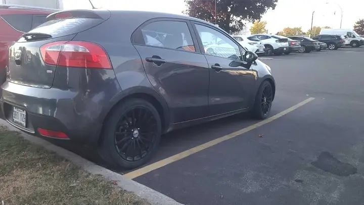 Kia Rio 2013 photo 2
