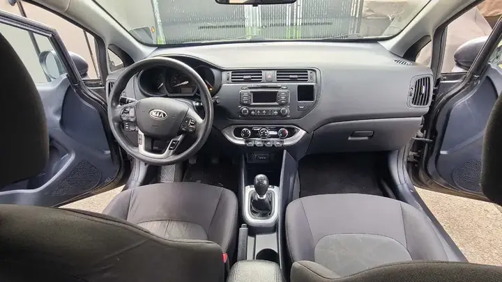 Kia Rio 2013 photo 4