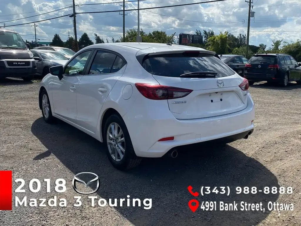 Mazda 3 2018 photo 4