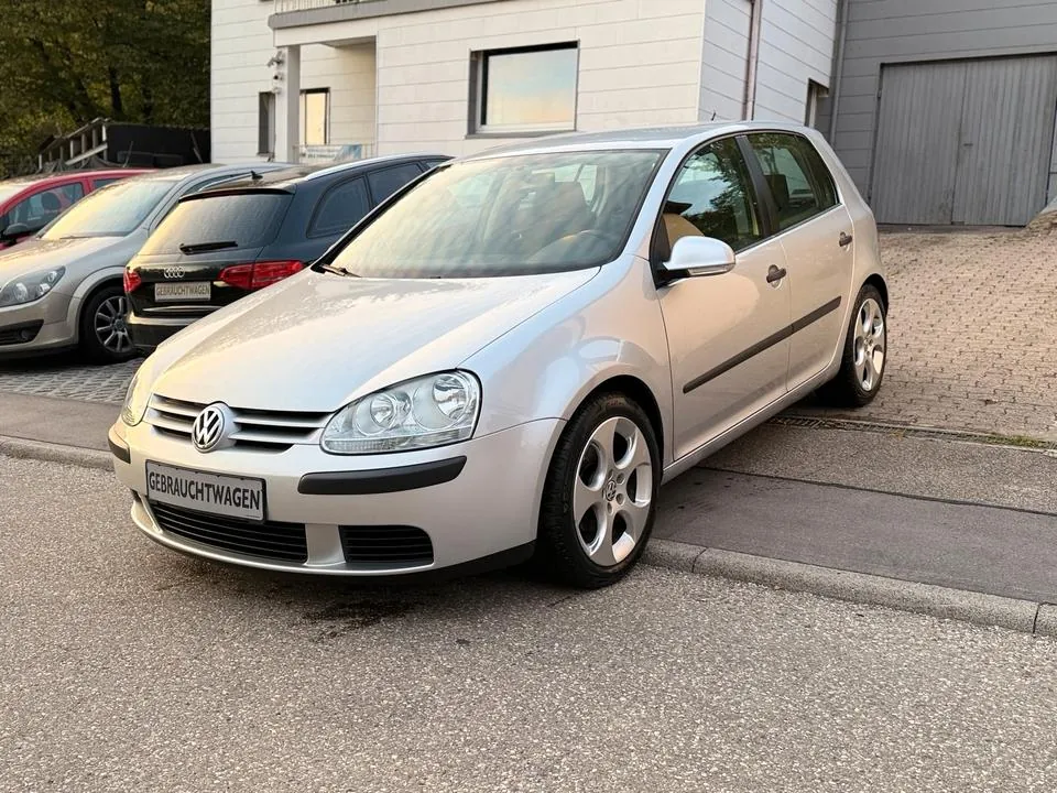 Volkswagen Golf V