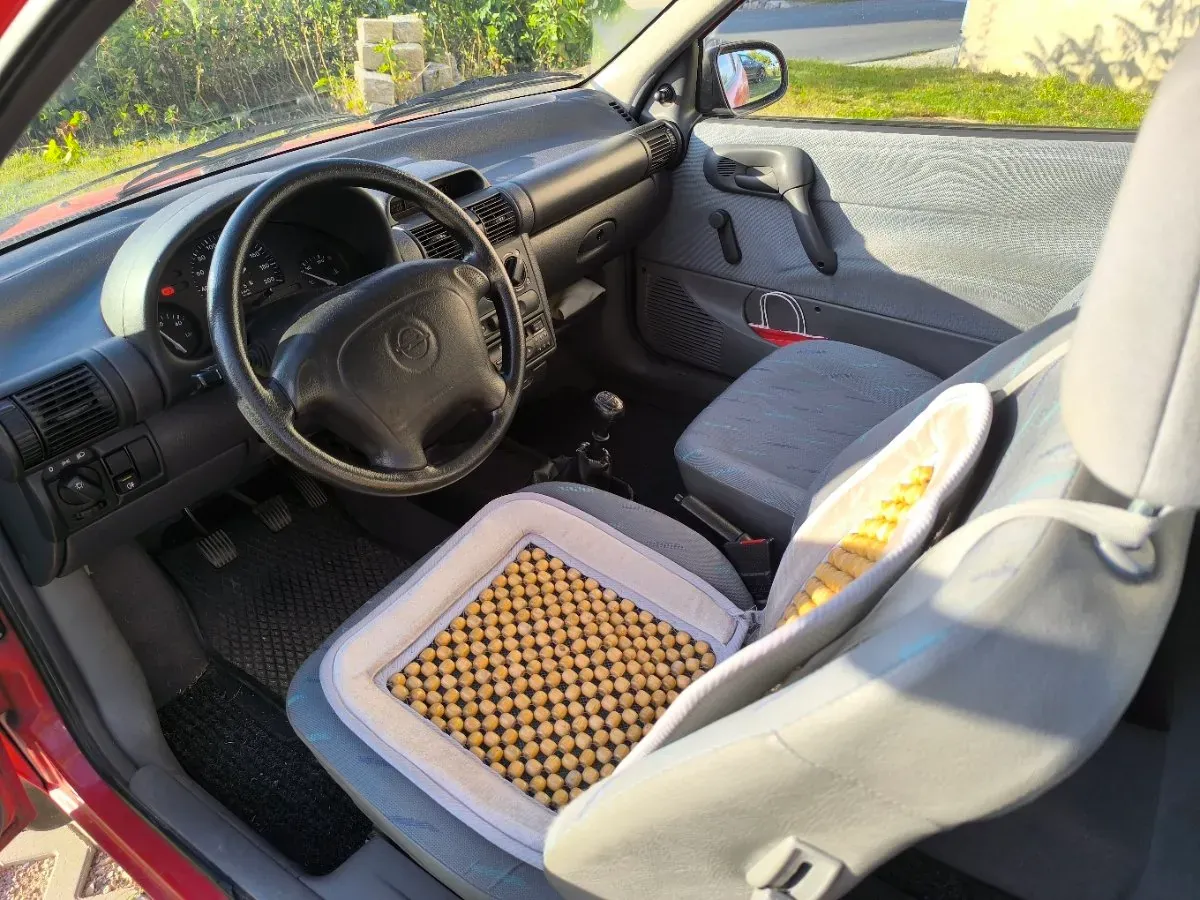 Opel Corsa 1994 photo 3