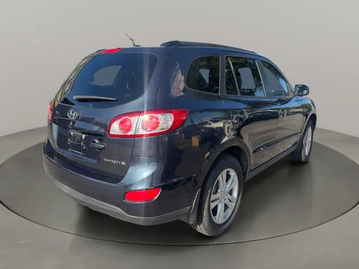 Hyundai Santa Fe 2011 photo 5