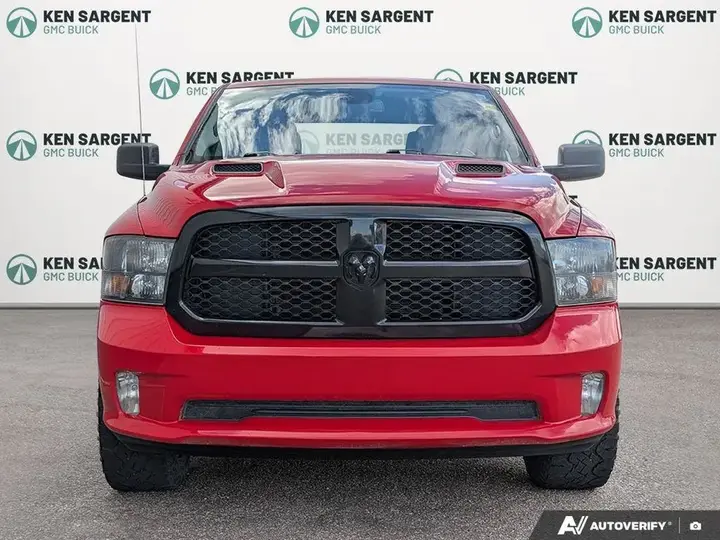 Ram 1500 Classic 2023 photo 2
