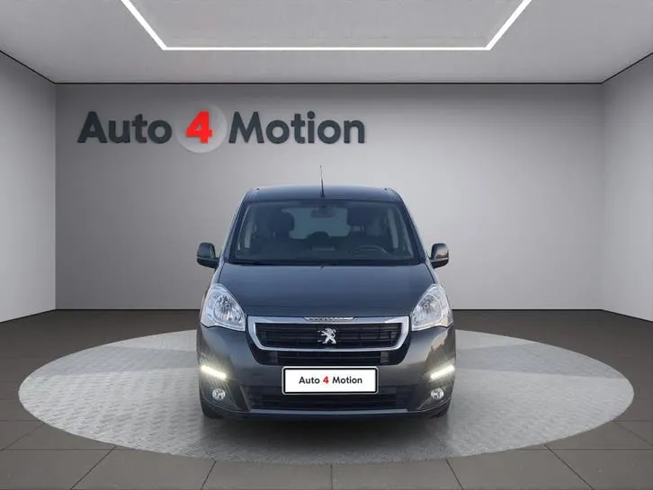 Peugeot Partner Tepee 2017 photo 2