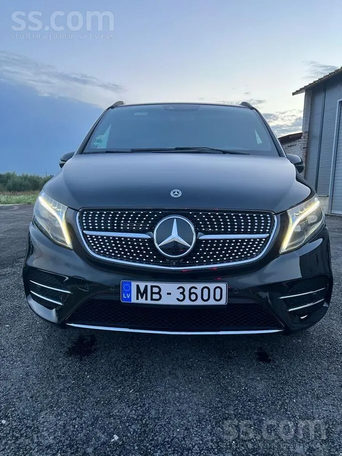 Mercedes-Benz V250