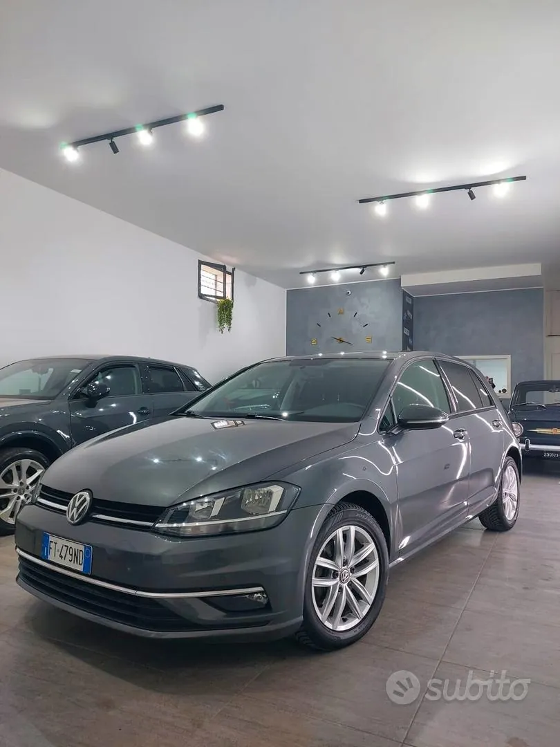 Volkswagen Golf 2018 photo 2