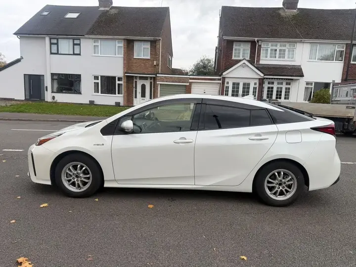 Toyota Prius 2026 photo 3