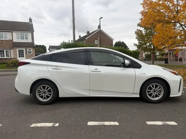 Toyota Prius 2026 photo 4