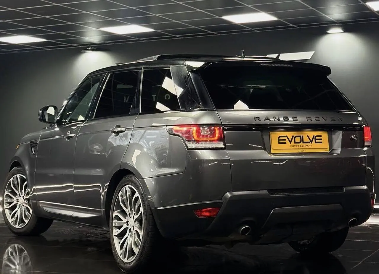 Land Rover Range Rover Sport 2016 photo 2