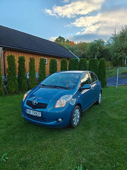 Toyota Yaris 2008 photo 2