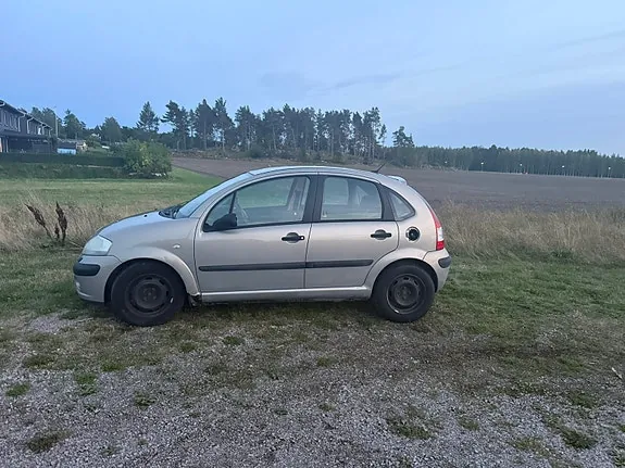 Citroen C3 2007 photo 2
