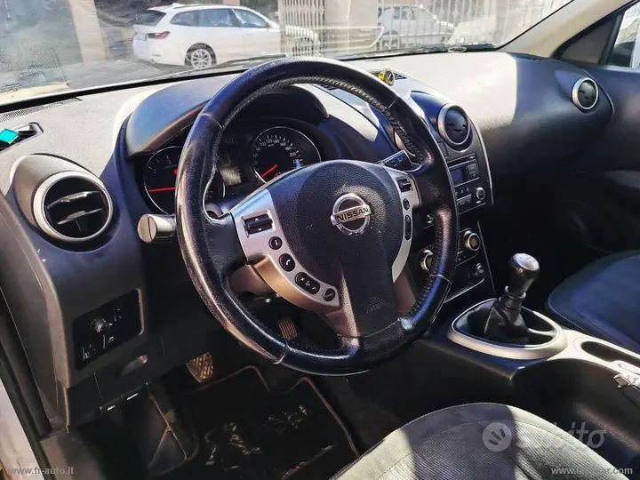Nissan Qashqai 2011 photo 4