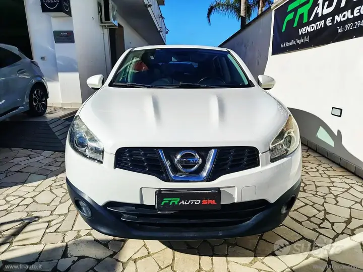 Nissan Qashqai 2011 photo 2
