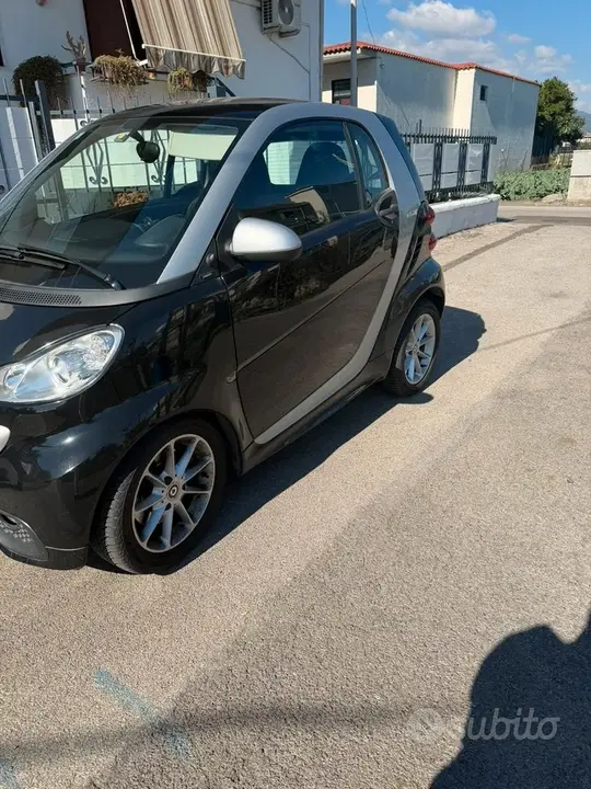 Smart Fortwo 2012 photo 2