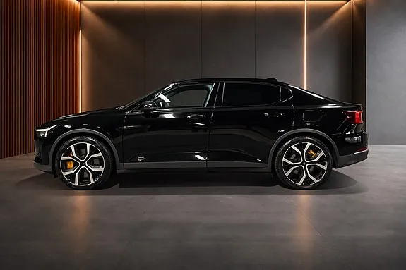 Polestar 2 2021 photo 2