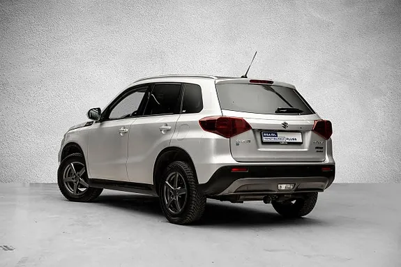 Suzuki Vitara 2022 photo 2