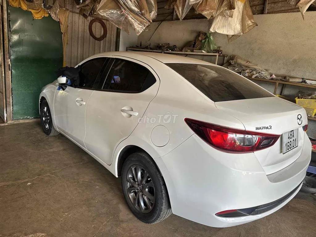 Mazda 2 2022 photo 3