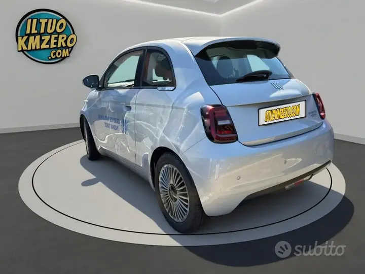 Fiat 500 Hybrid photo 4