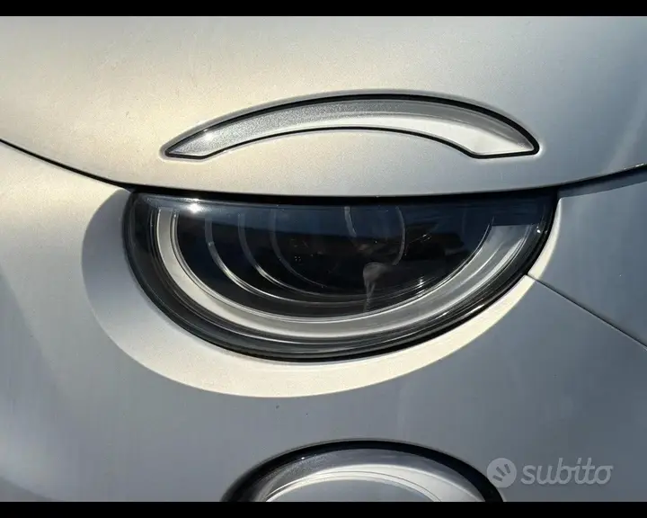 Fiat 500 Hybrid photo 5