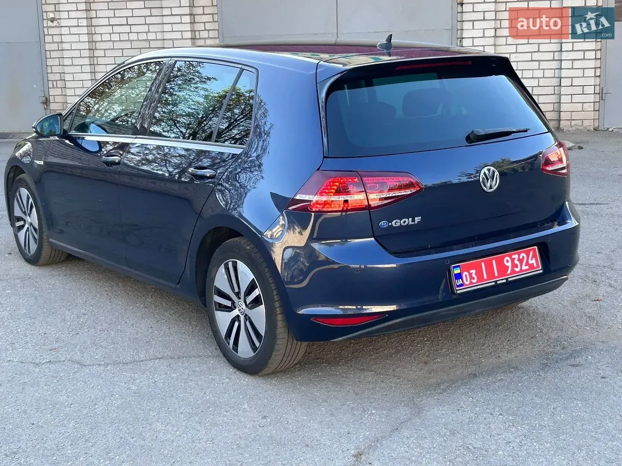 Volkswagen E-Golf 2016 photo 4