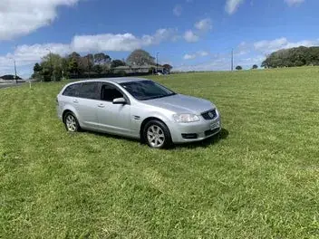 Holden Commodore 2011 photo 2