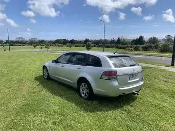Holden Commodore 2011 photo 4