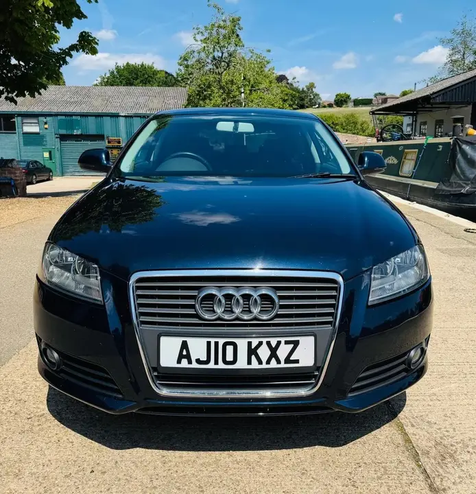 Audi A3 2010 photo 2