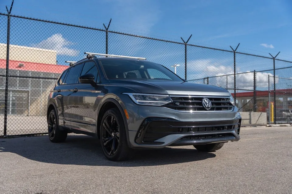 Volkswagen Tiguan 2023 photo 2