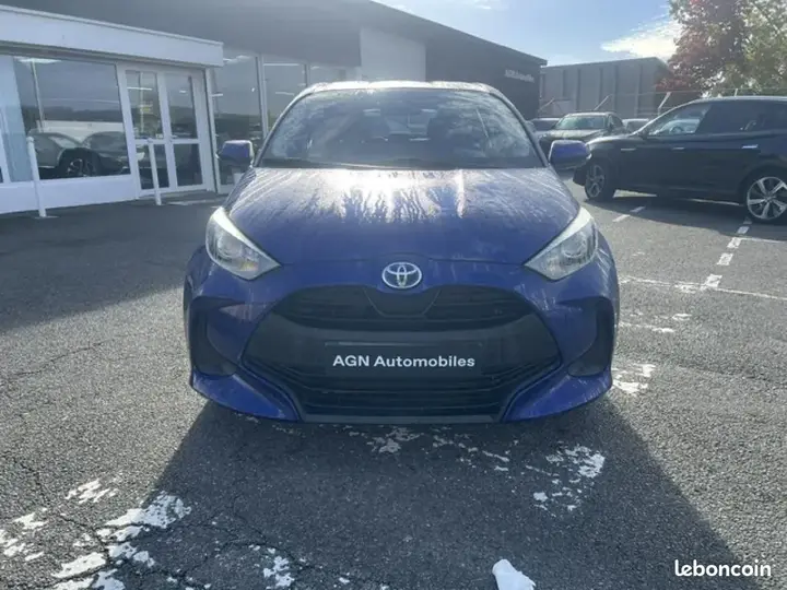 Toyota Yaris 2024 photo 3