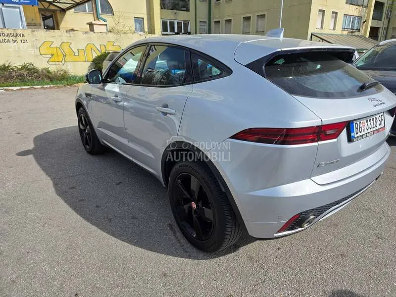 Jaguar E-Pace 2018 photo 5