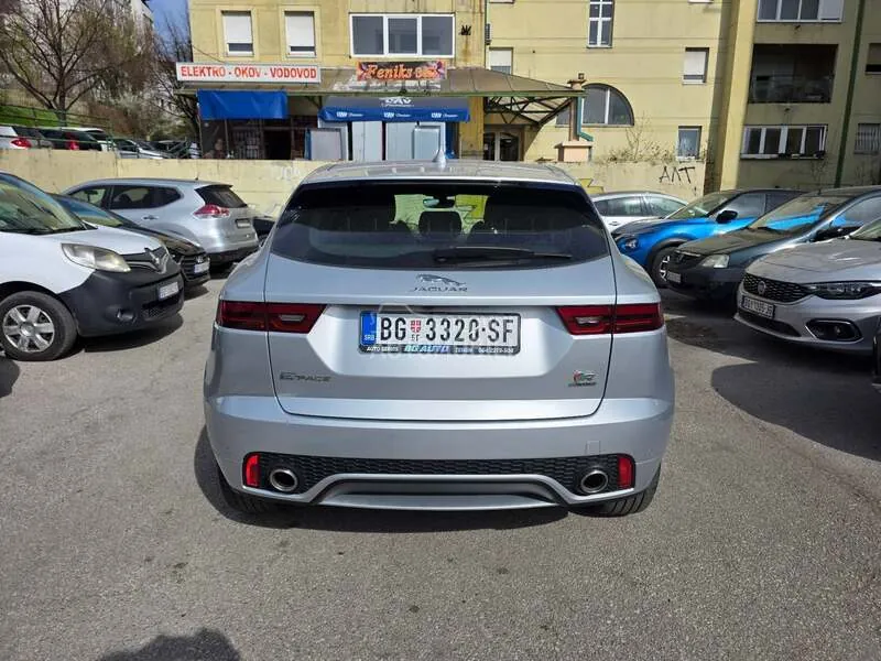 Jaguar E-Pace 2018 photo 3