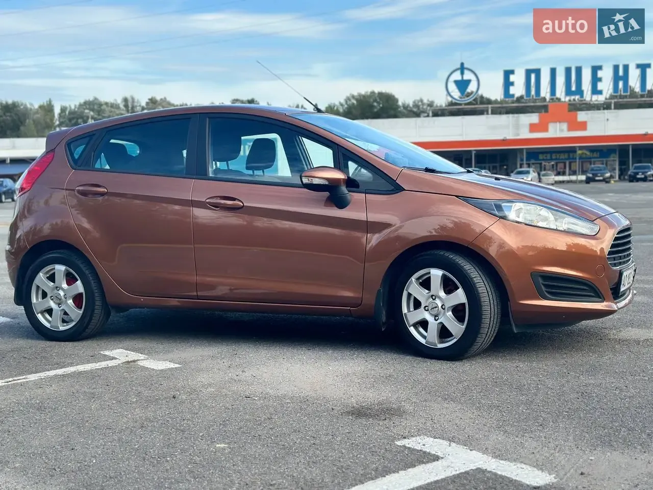 Ford Fiesta 2015 photo 3