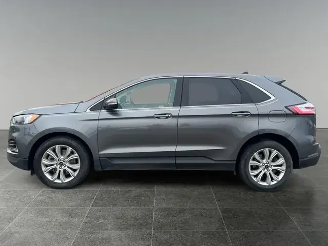 Ford Edge 2023 photo 2
