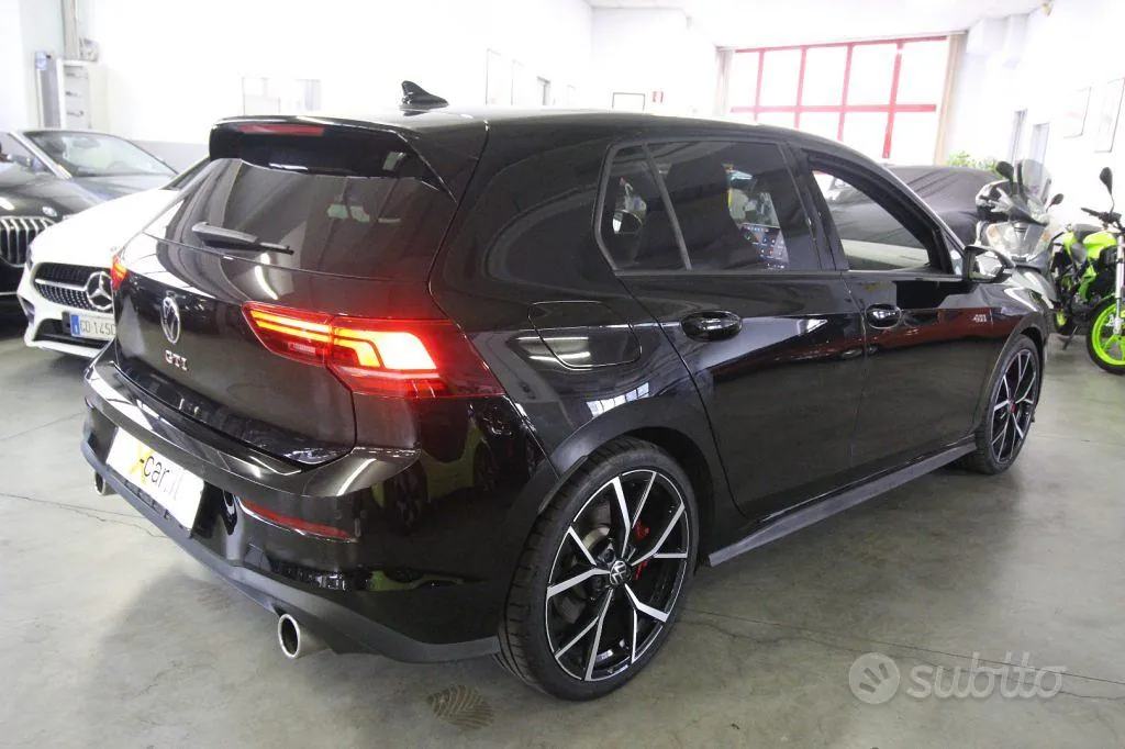Volkswagen Golf 2024 photo 5