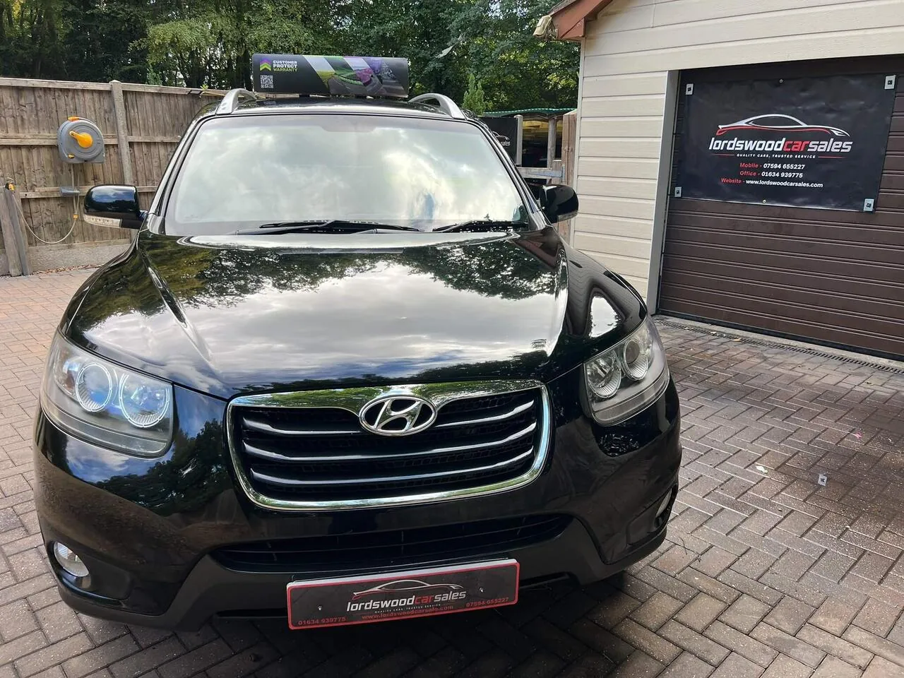Hyundai Santa Fe 2010 photo 2