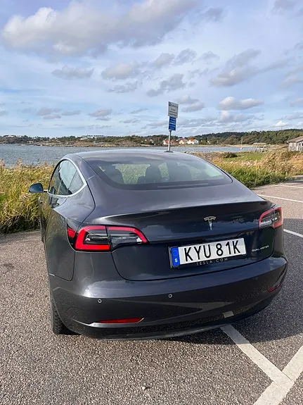 Tesla Model 3 2019 photo 4