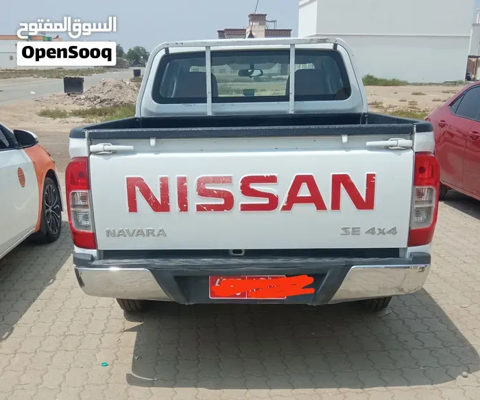 Nissan Navara 2017 photo 2