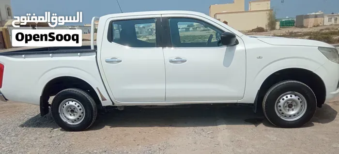 Nissan Navara 2017 photo 3
