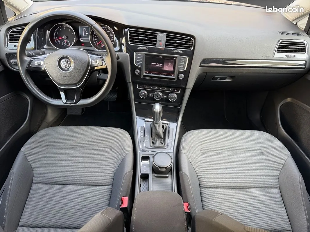 Volkswagen Golf 2015 photo 2