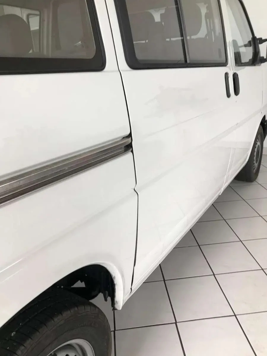 Volkswagen T4 1998 photo 3
