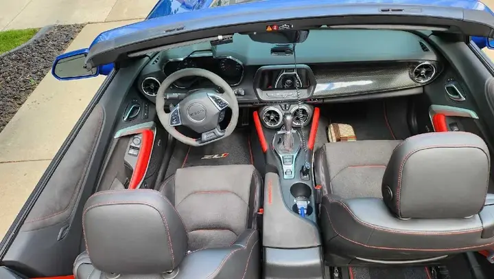 Chevrolet Camaro 2022 photo 2