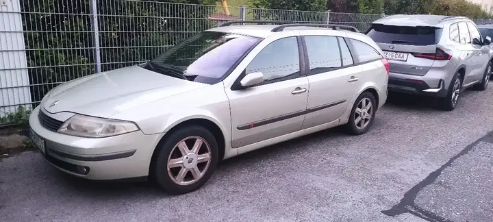 Renault Laguna 2004 photo 2