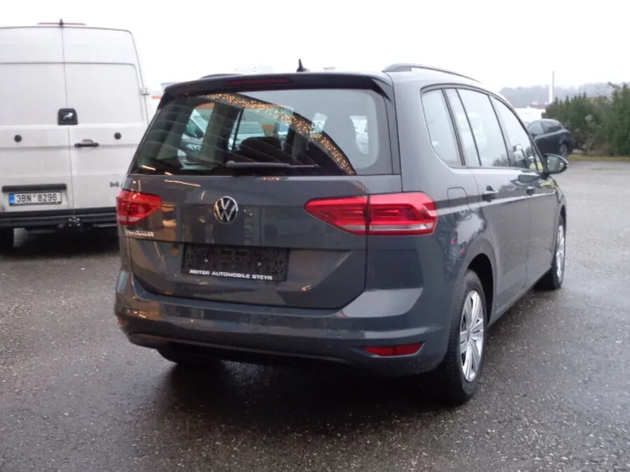 Volkswagen Touran 2020 photo 3