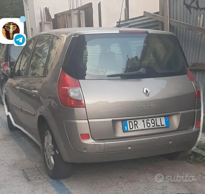 Renault Scenic 2008 photo 2