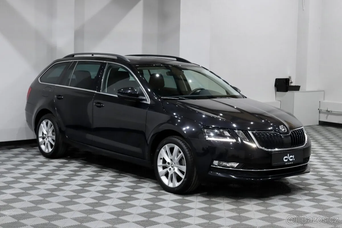 Skoda Octavia 2018 photo 2