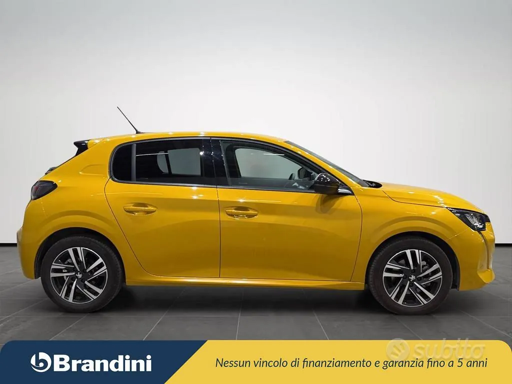Peugeot 208 2023 photo 5