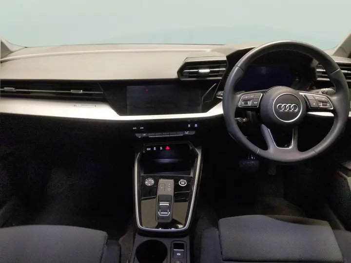 Audi A3 2023 photo 5